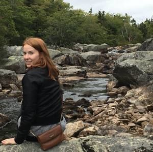 Meet your Posher, Hana